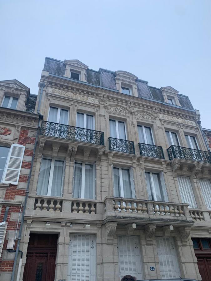 L Oote Appart Épernay Exteriér fotografie